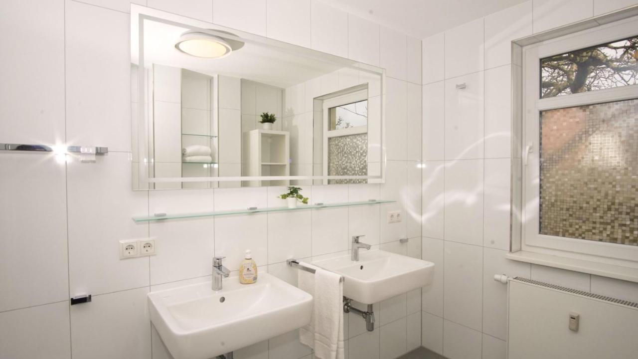 Terrasse, Gratis Nutzung Vom Ahoi Erlebnisbad Und Sauna In Sellin - Meeresblick Fewo 77 Goehren  Exterior foto